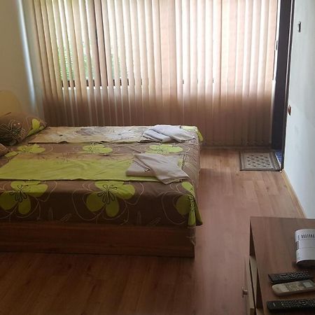 Sachaka Hotel Karlovo Luaran gambar